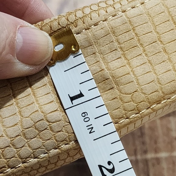 Cato Beige/Tan Textured Faux Leather Purse Gold Hardware Chain Strap 21" Drop - Picture 12 of 14